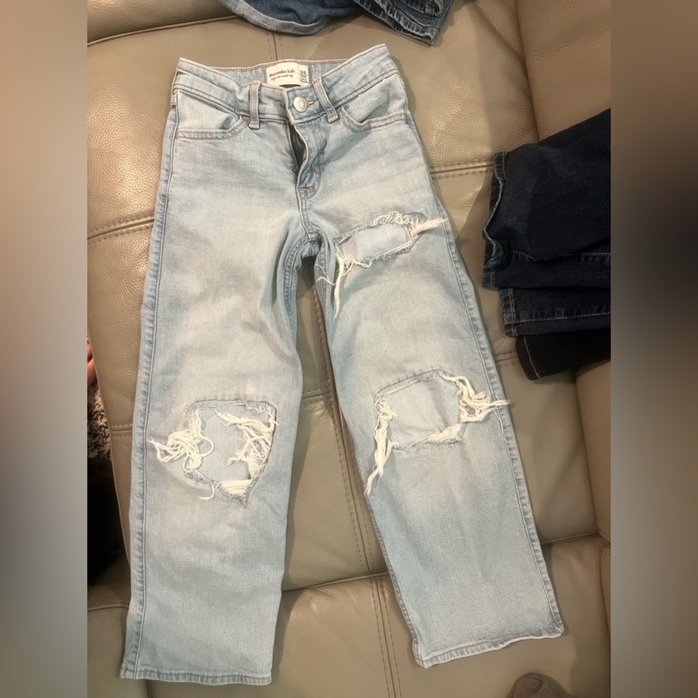 Abercrombie kids jeans